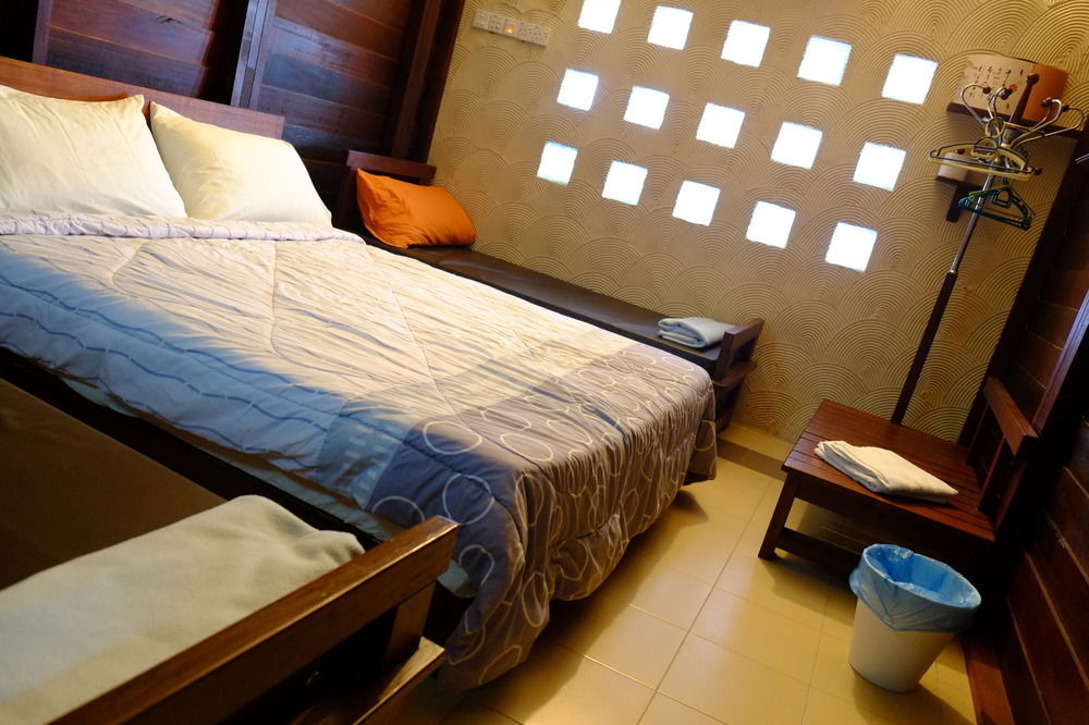 Tnt Novelty House Apartamento Teluk Intan Exterior foto